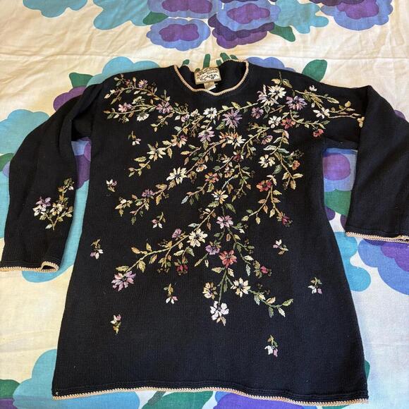 Heirloom Collectibles Sweaters - Vtg 90s Heirloom Collectibles floral embroidered beaded knit sweater